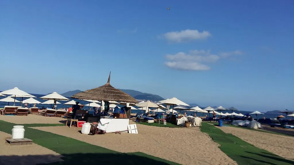 Nha Trang Wonderland Apartments  ニャチャン